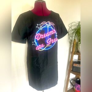 NWT French Connection shift dress! Super cute for the summer season.